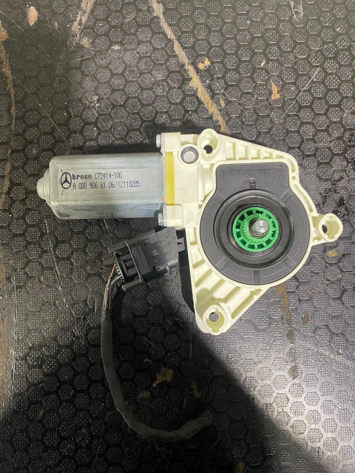 Mercedes-Benz C63s 2019-2021 A0009066106 Front Left Window Motor