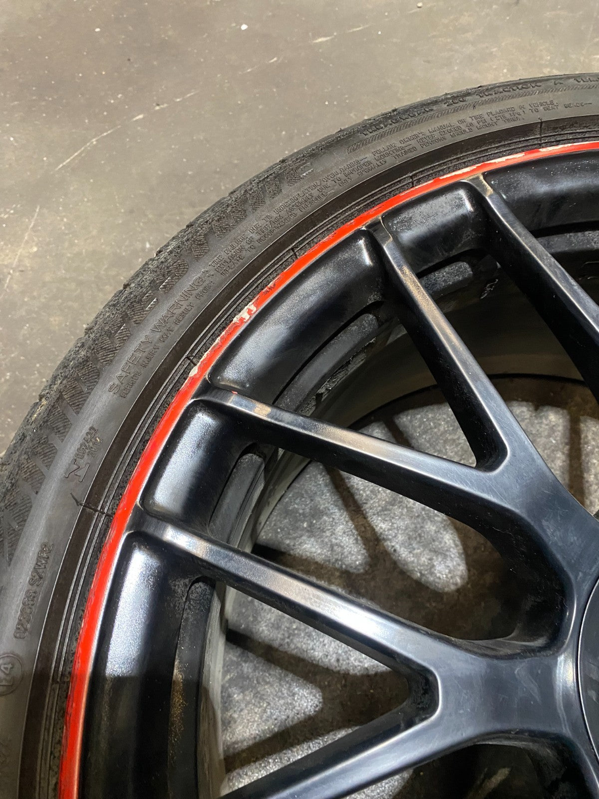 Mercedes-Benz C63s Genuine Front Wheel 255/35/19 19x9.5 NO CRACKS OR BUCKLES