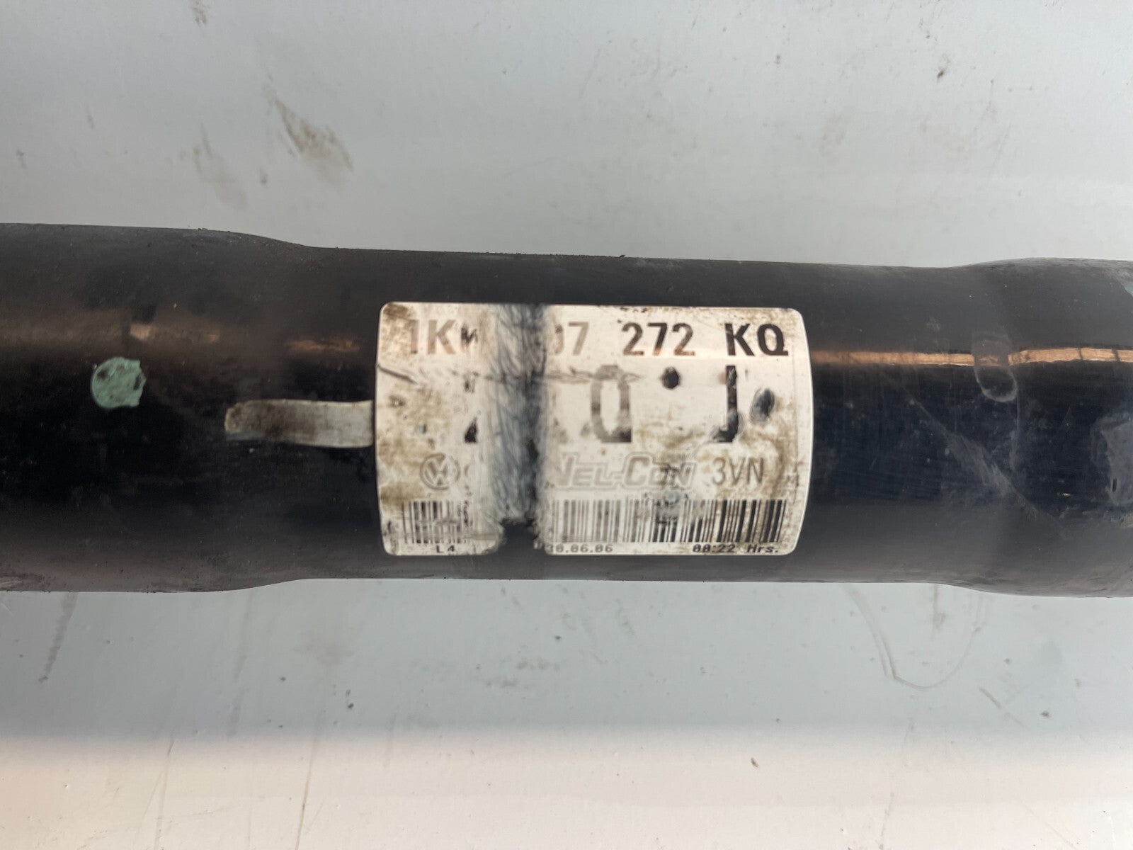 VWAG Front Left Driveshaft 1K0407272KQ