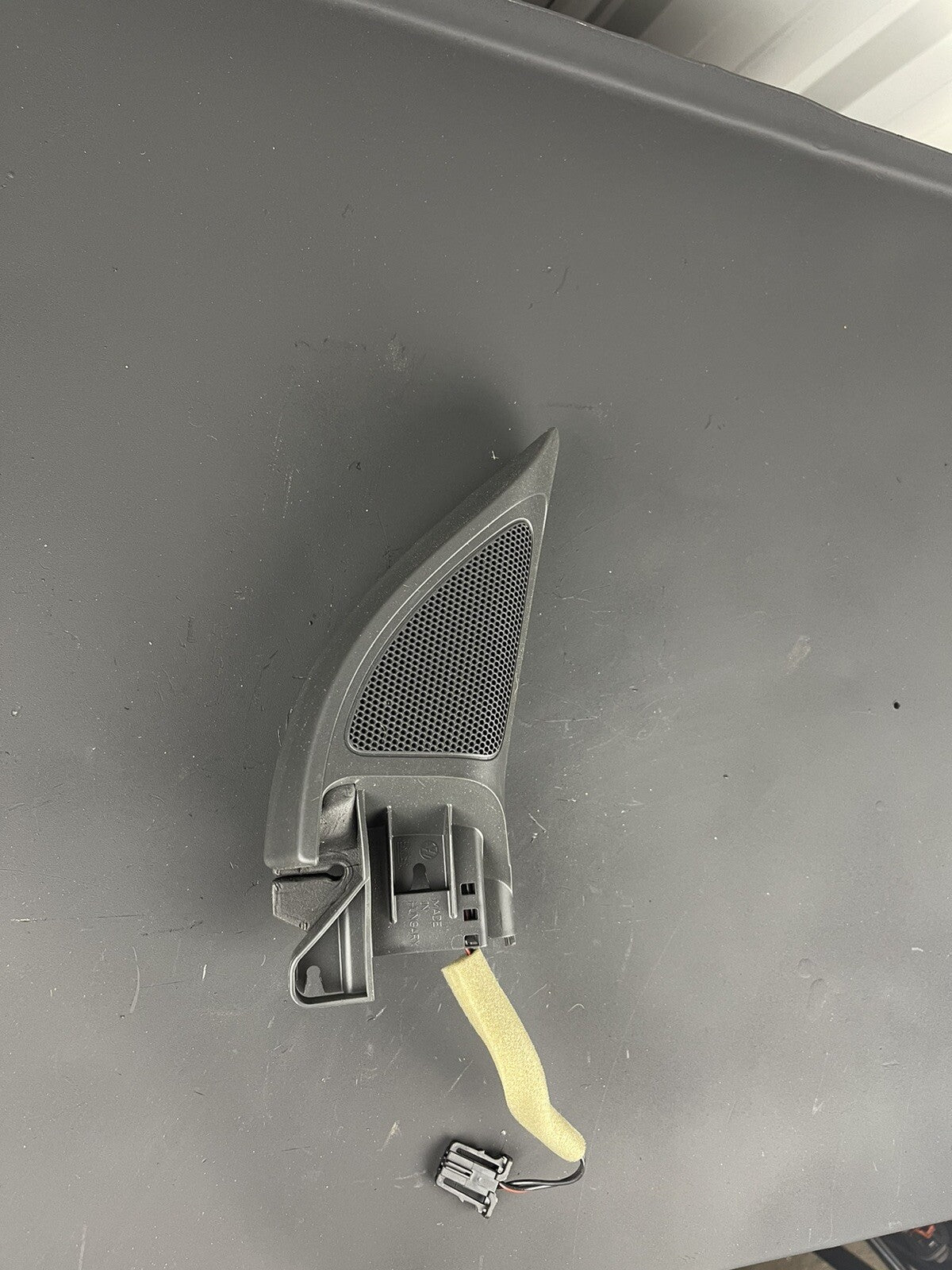 Volkswagen Golf GTI/R 05-2013 USED DRIVER SIDE TWEEKER SPEAKER