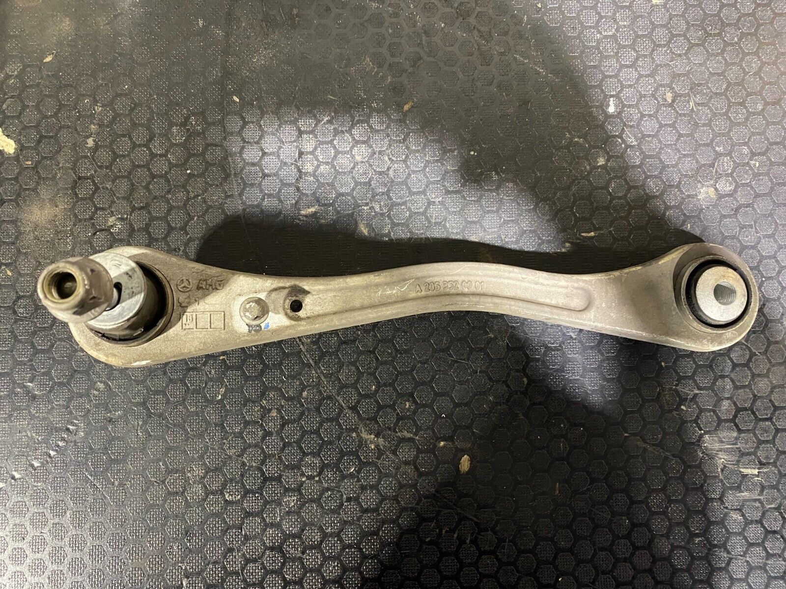 Mercedes-Benz C63s 2019-2021 Rear Left/Right Lower Control Arm A2053520001