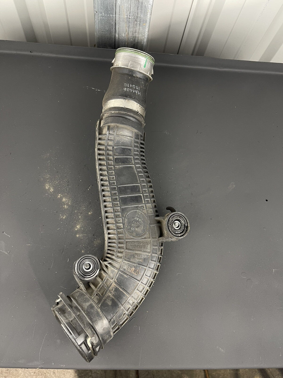 Volkswagen golf intercooler throttle pipe 1K0 145 840 R OEM 