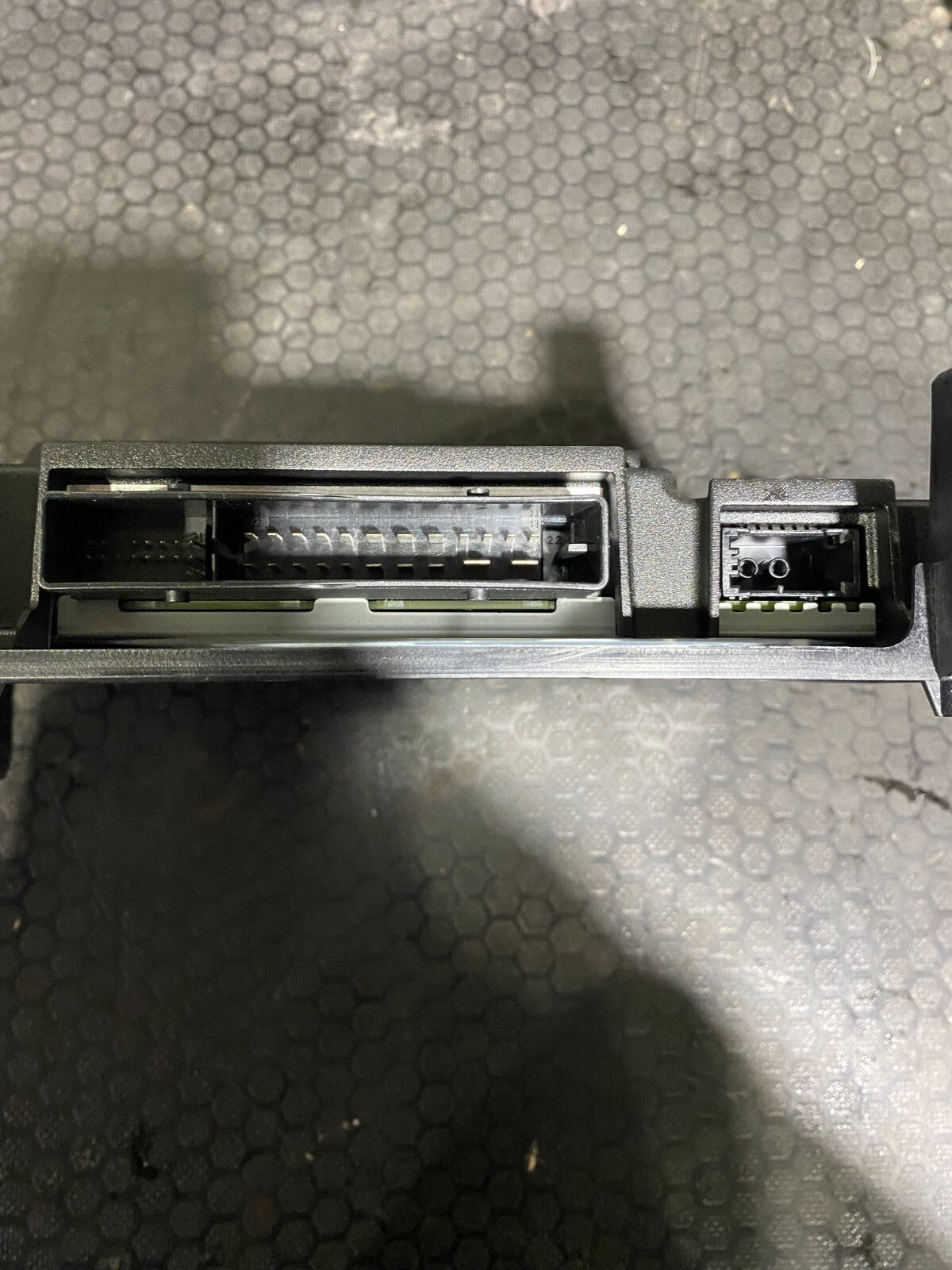 Volkswagen MK7-7.5 DYNAAUDIO Amplifier With Bracket 5Q0035456A