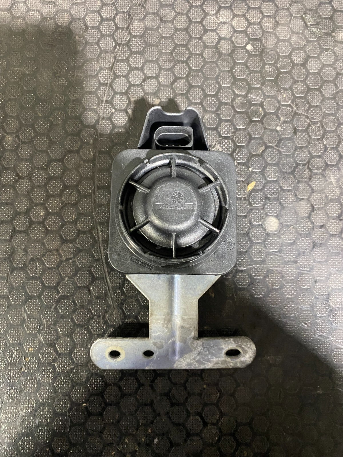 VWAG MK7-7.5 Electric Horn/Alarm 5G0951227B