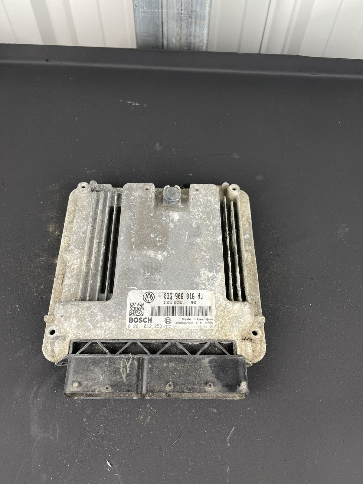 Volkswagen Golf Jetta 03G 906 016 HJ ENGINE CONTROL UNIT