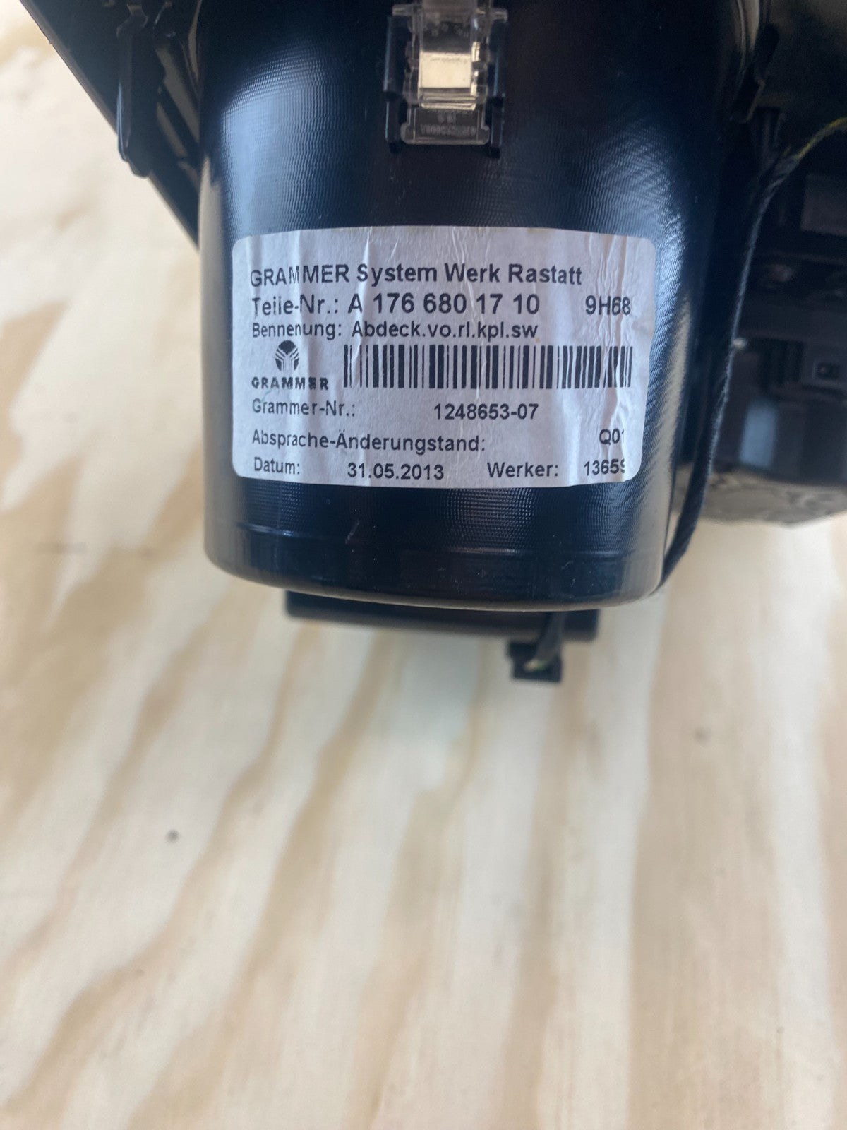 Mercedes-Benz CLA A Class Centre Cup Holder Console A1766801710