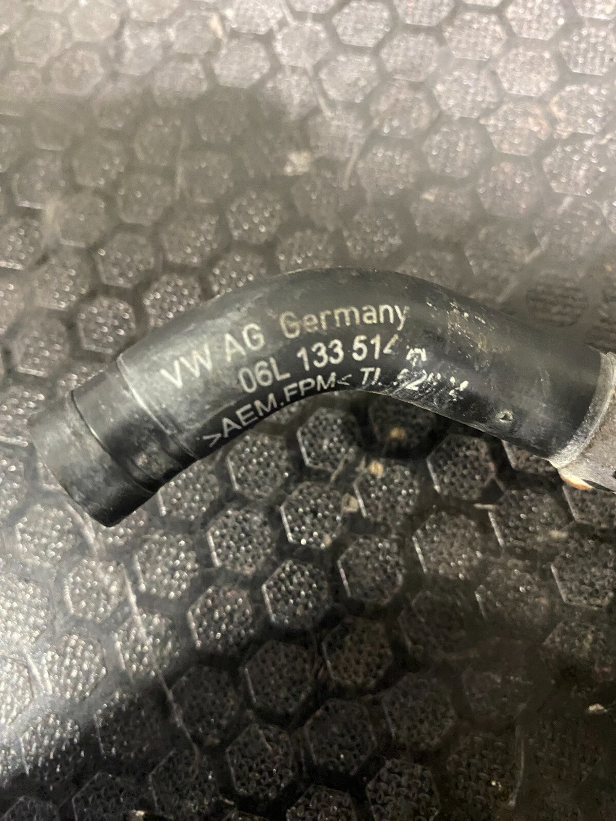 VWAG Vapour Canister Purge Valve With Pipe 06H906517T