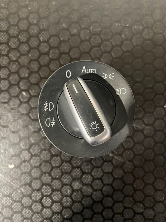 Volkswagen Golf MK6 Headlight Switch 3C8941431A
