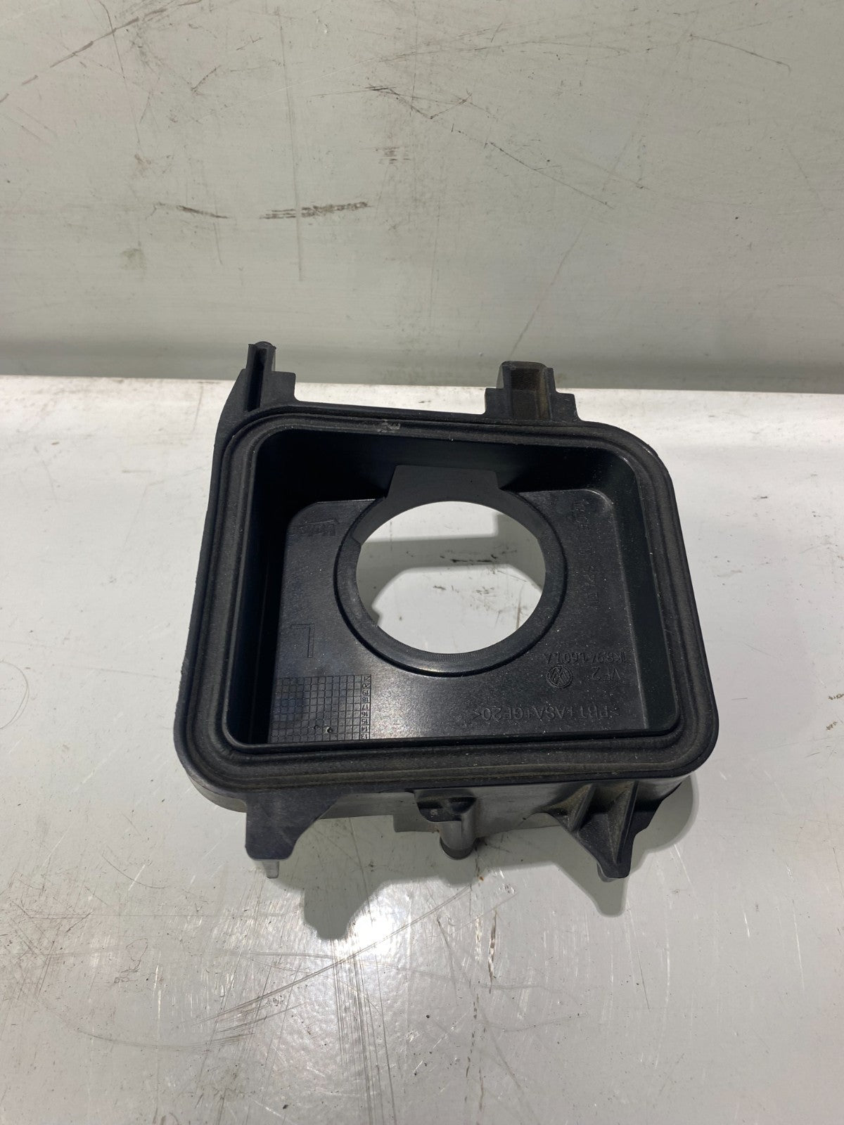 Volkswagen Scirocco Left Headlight Module Cover Lid 1K8941607A