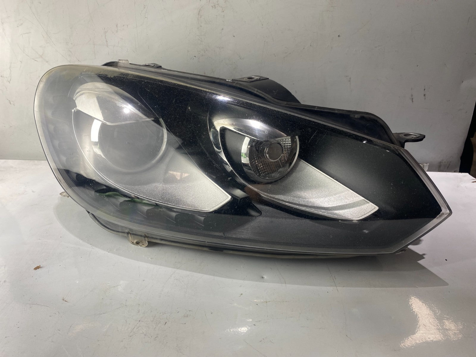 Volkswagen Golf MK6 2009-2013 Bi Xenon Driver Headlight 5K2941752D [No Modules]
