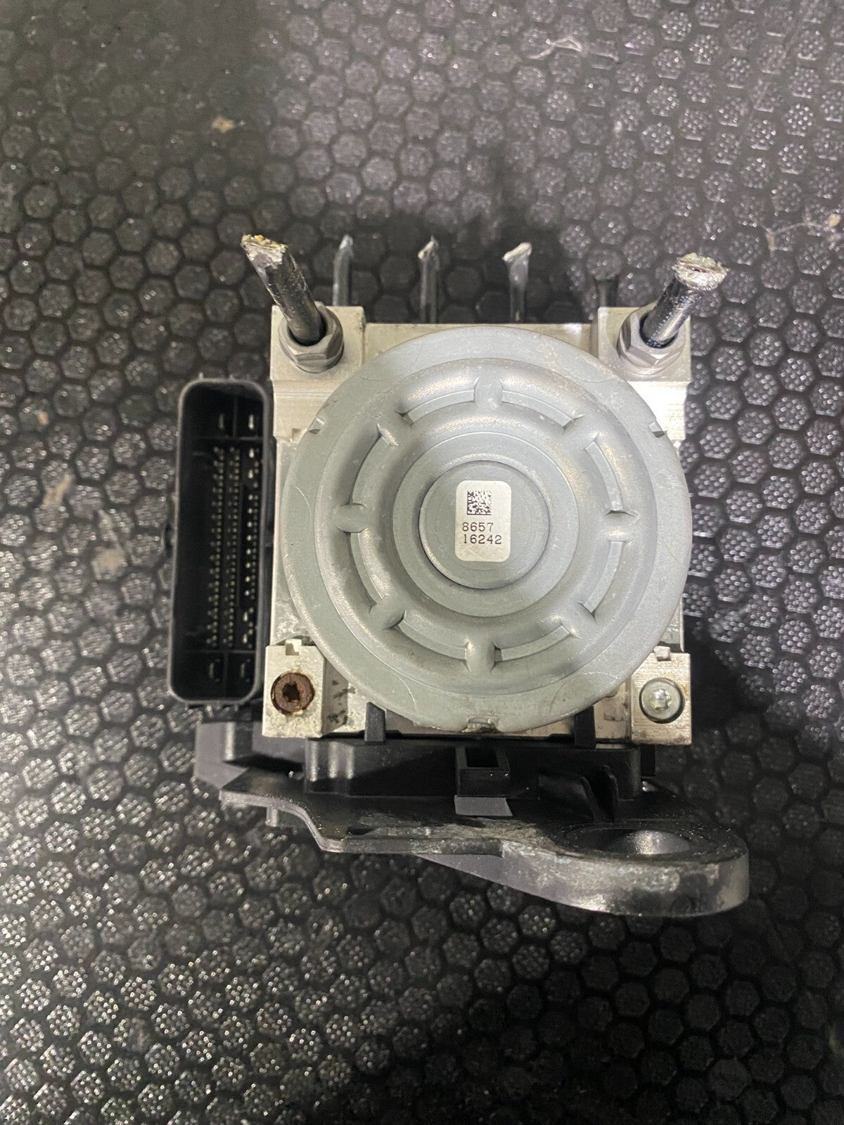 Volkswagen Golf ABS Brake Pump Module 5Q0614517K