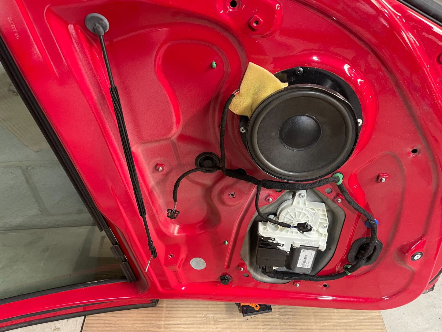 Volkswagen Golf MK5 Rear Right Door In Red *Freight Available*