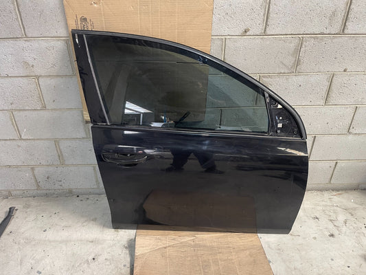 Volkswagen Golf MK6 Front Right Door In Black *Freight Available*