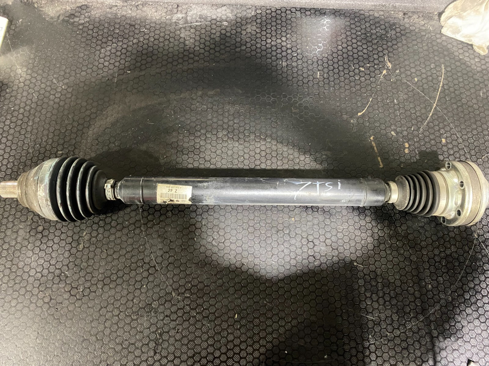 Volkswagen MK7 TSI Front Right Driveshaft 5Q0407272F