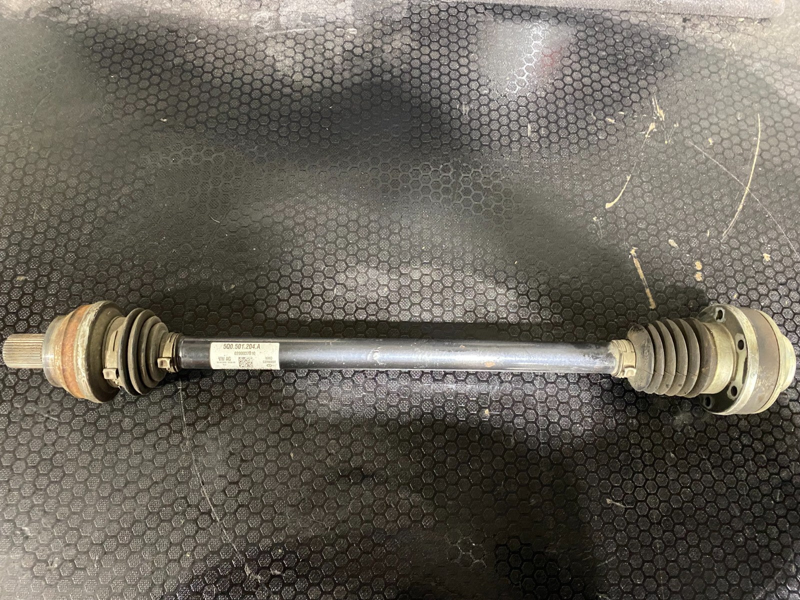 Volkswagen MK7 R Rear Right Driveshaft 5Q0501204A