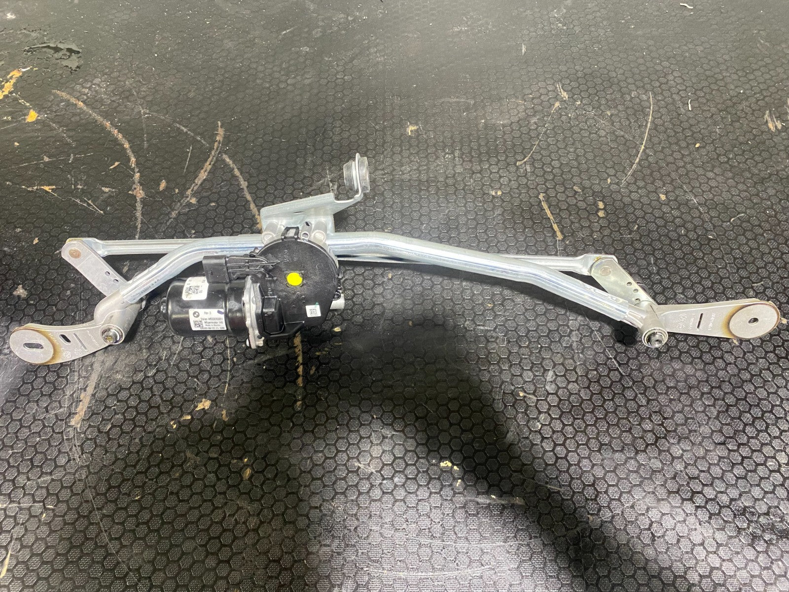 Genuine BMW 3 Series G21 2018-2022 Wiper Motor W000090851