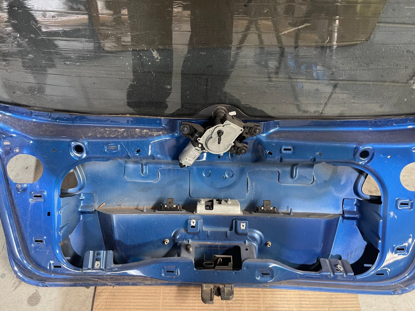 Volkswagen Passat R36 Wagon Boot / Trunk In Blue *Freight Available*