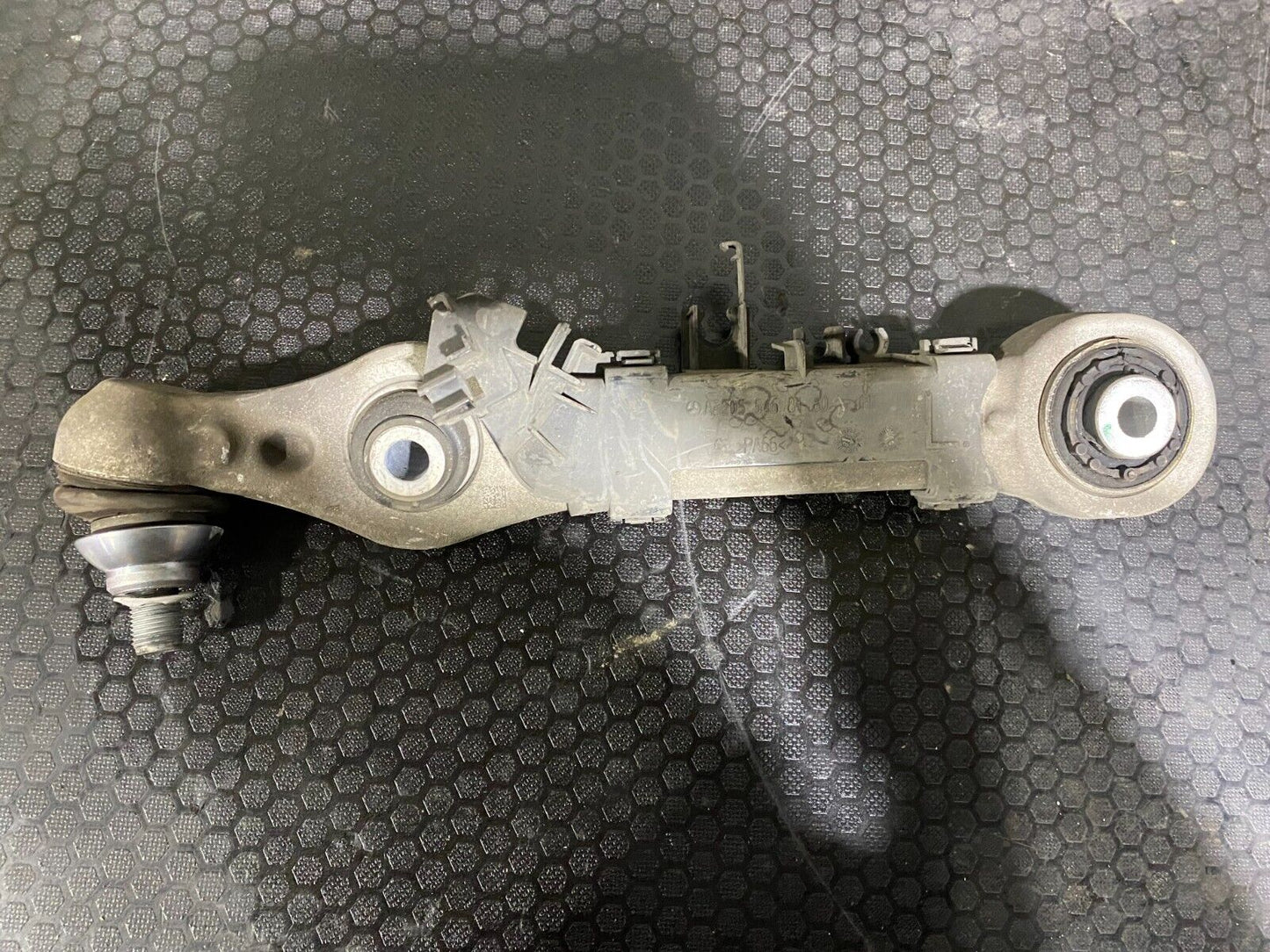 Mercedes-Benz 2016-2019 Front Left Wing Wish Bone Bar A2053306610 A2055468180