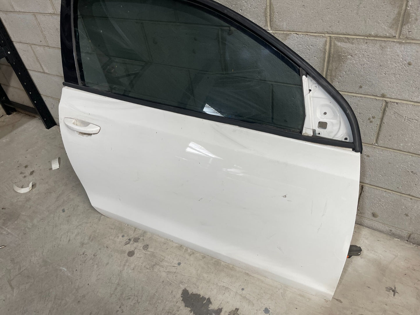 Volkswagen Golf MK6 Front Right Door In White *Freight Available*