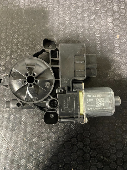 Volkswagen Window Motor 5Q0959811A
