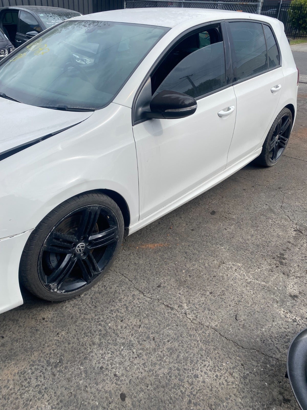 NOW WRECKING Volkswagen Golf R MK6 2011 In White 220683KM