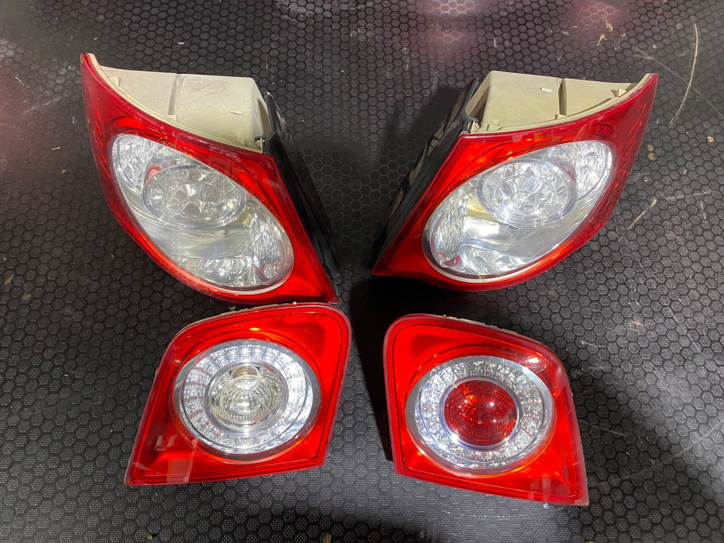 Volkswagen Jetta MK5 Taillight Set