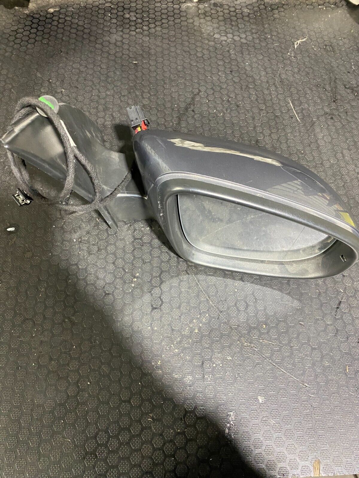Volkswagen MK6 Right Hand Side Exterior Mirror In Grey 5K0857502CC
