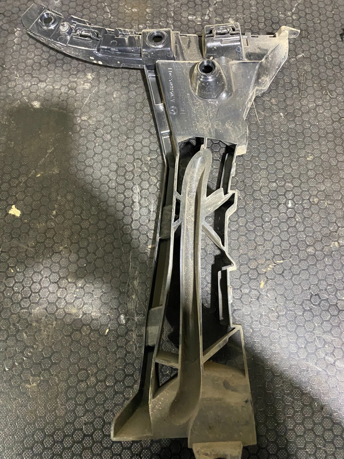 Mercedes-Benz C63s 2019-2021 Rear Left Bumper Bracket A2058805301