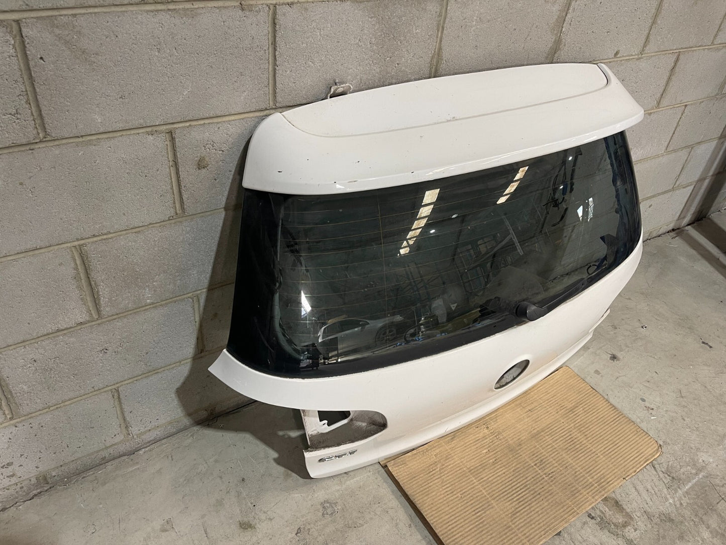 Volkswagen Golf MK6 Boot / Trunk In White *Freight Available*
