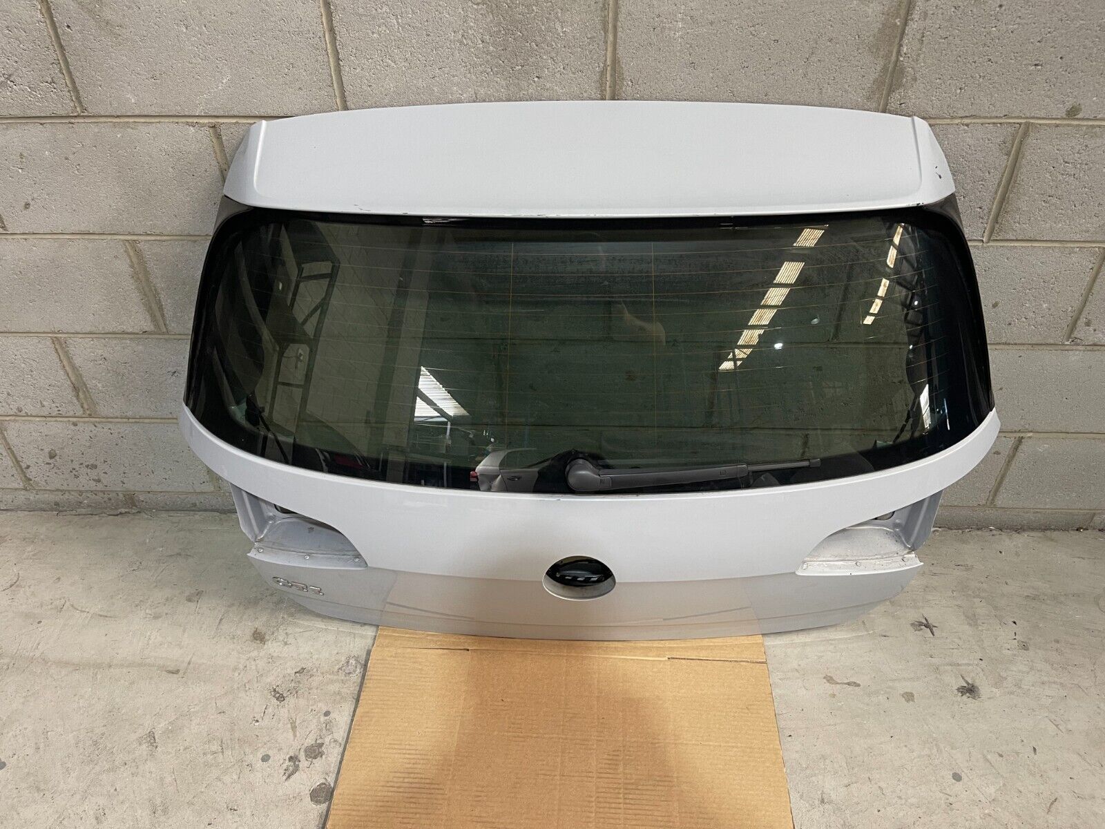 Volkswagen Golf MK7 Boot / Trunk In White Silver Metallic *Freight Available*
