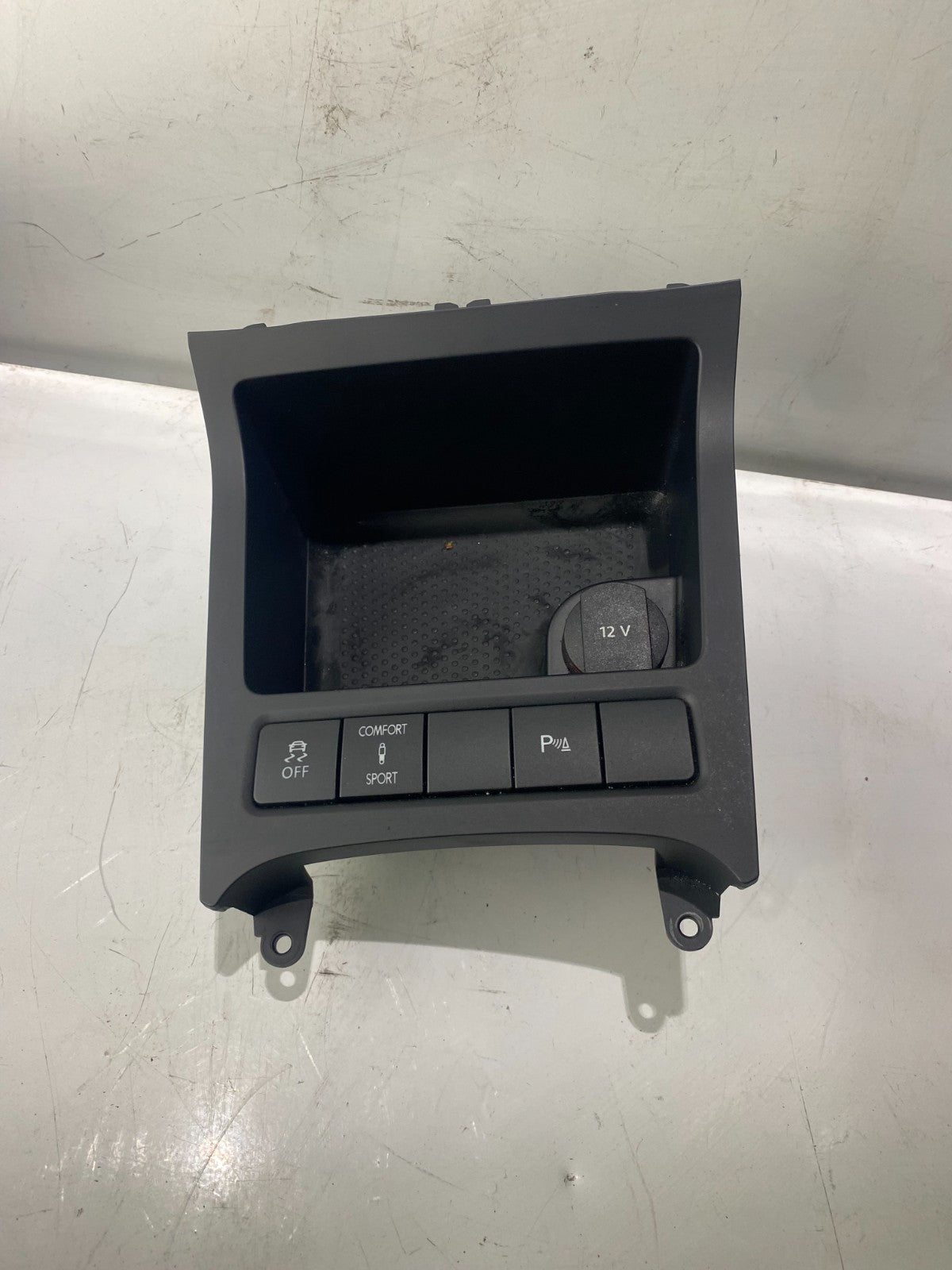 Volkswagen Scirocco Centre Coin Tray With DCC, ESP AND Parking Assist 5K0858329