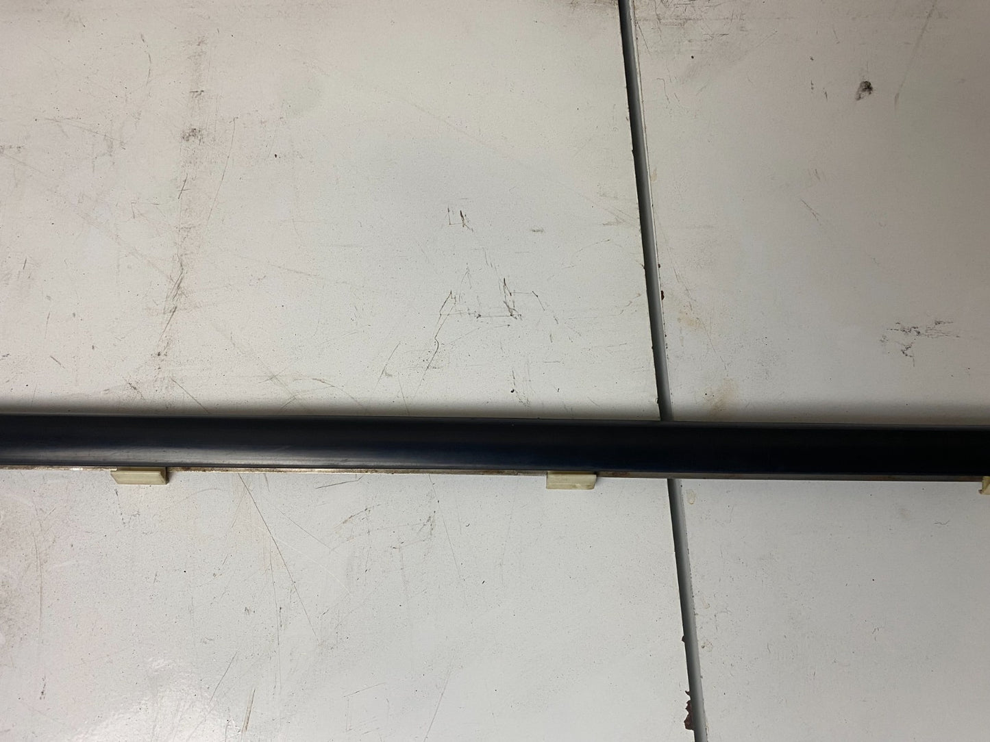 Holden Monaro GTO V2 VY VZ Outer Door Belt Mould RH Right 92093578 ULTRA RARE