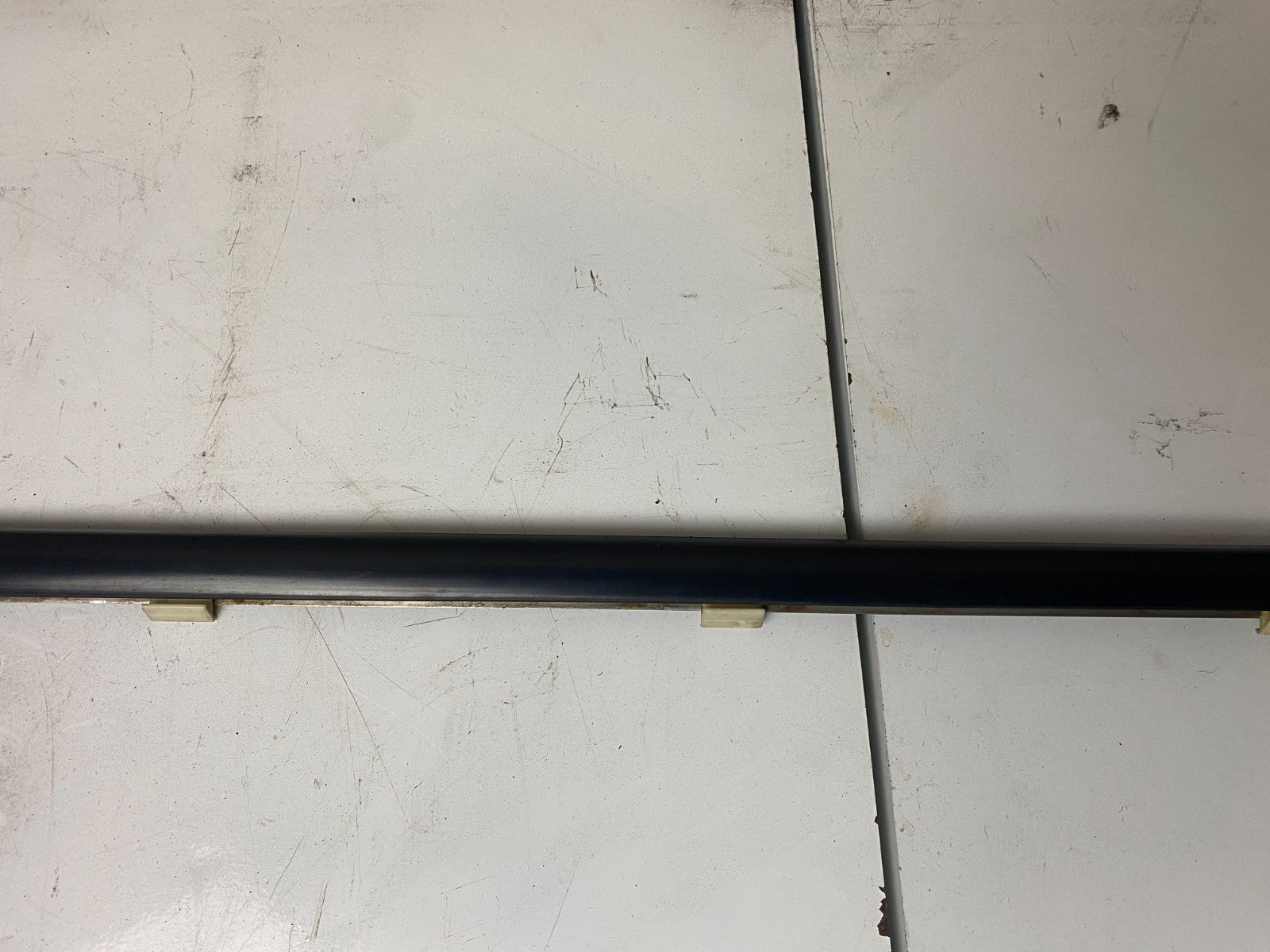 Holden Monaro GTO V2 VY VZ Outer Door Belt Mould RH Right 92093578 ULTRA RARE