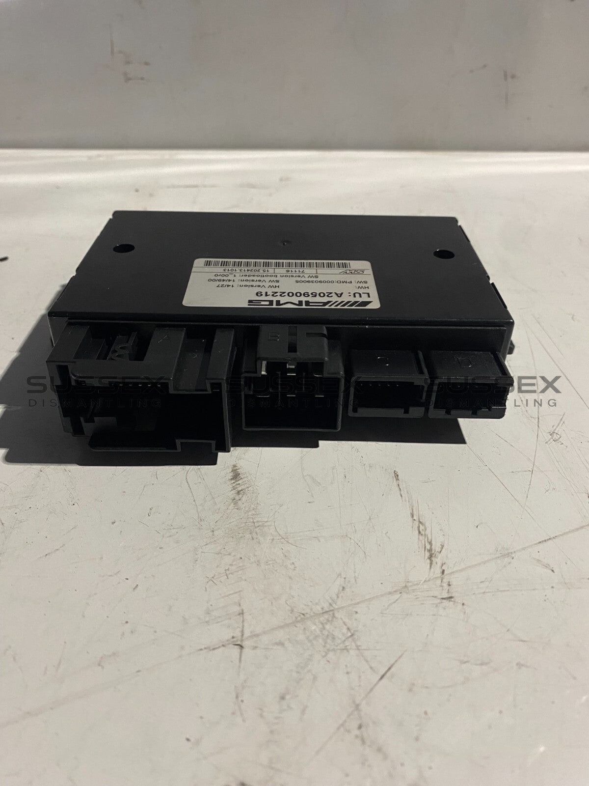 Mercedes-Benz Active Engine Mount Control Unit Module A2059002219