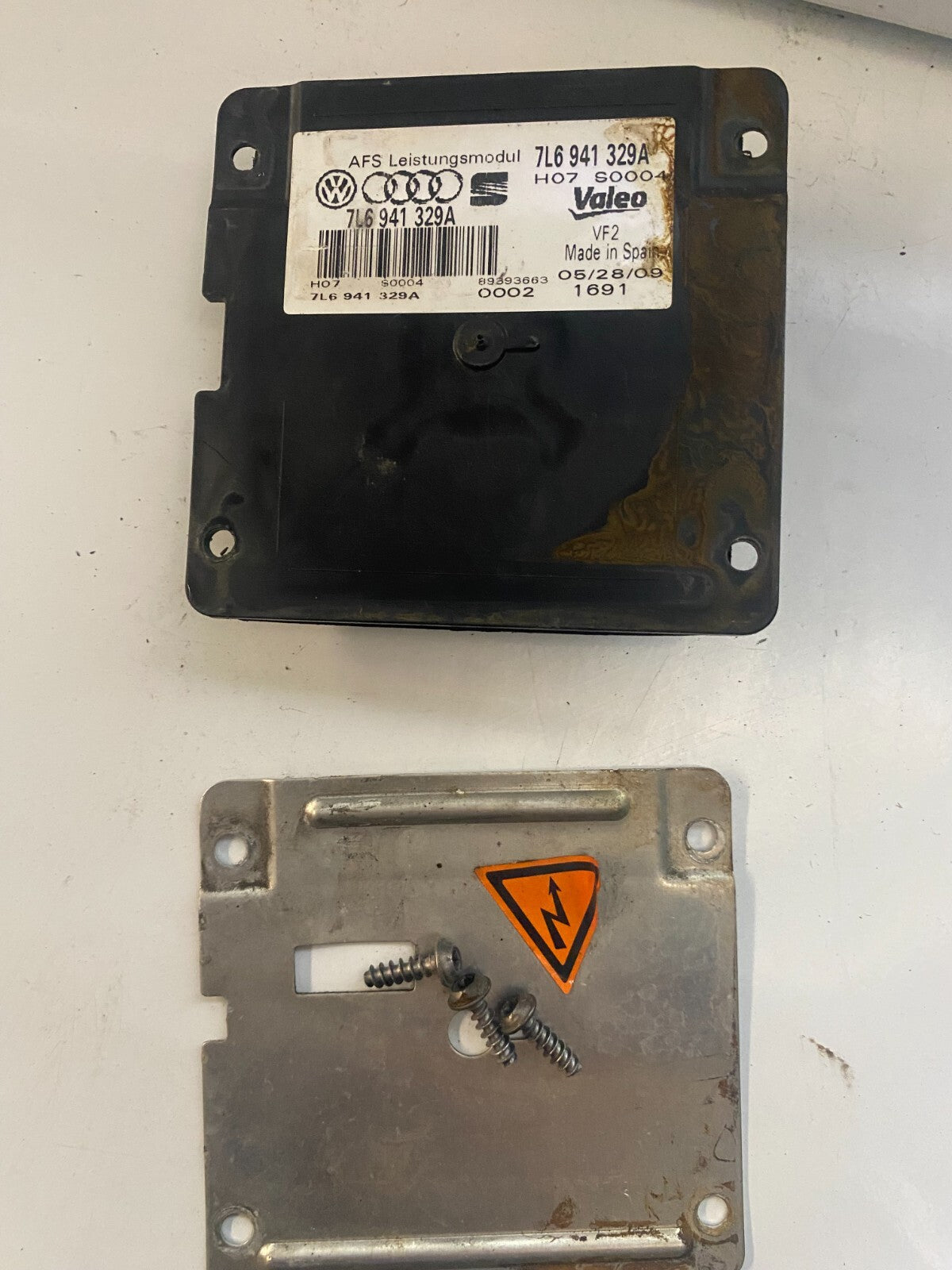 VWAG Headlight Xenon Control Module 7L6941329A