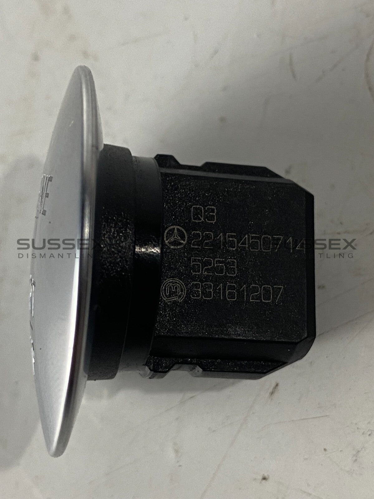 Mercedes-Benz Push Start Button A2215450714