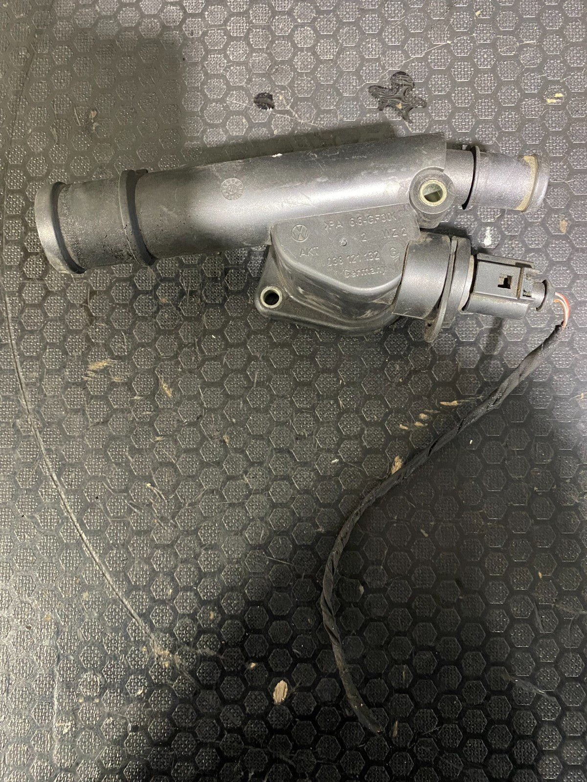 Volkswagen Coolant Flange 038121132G