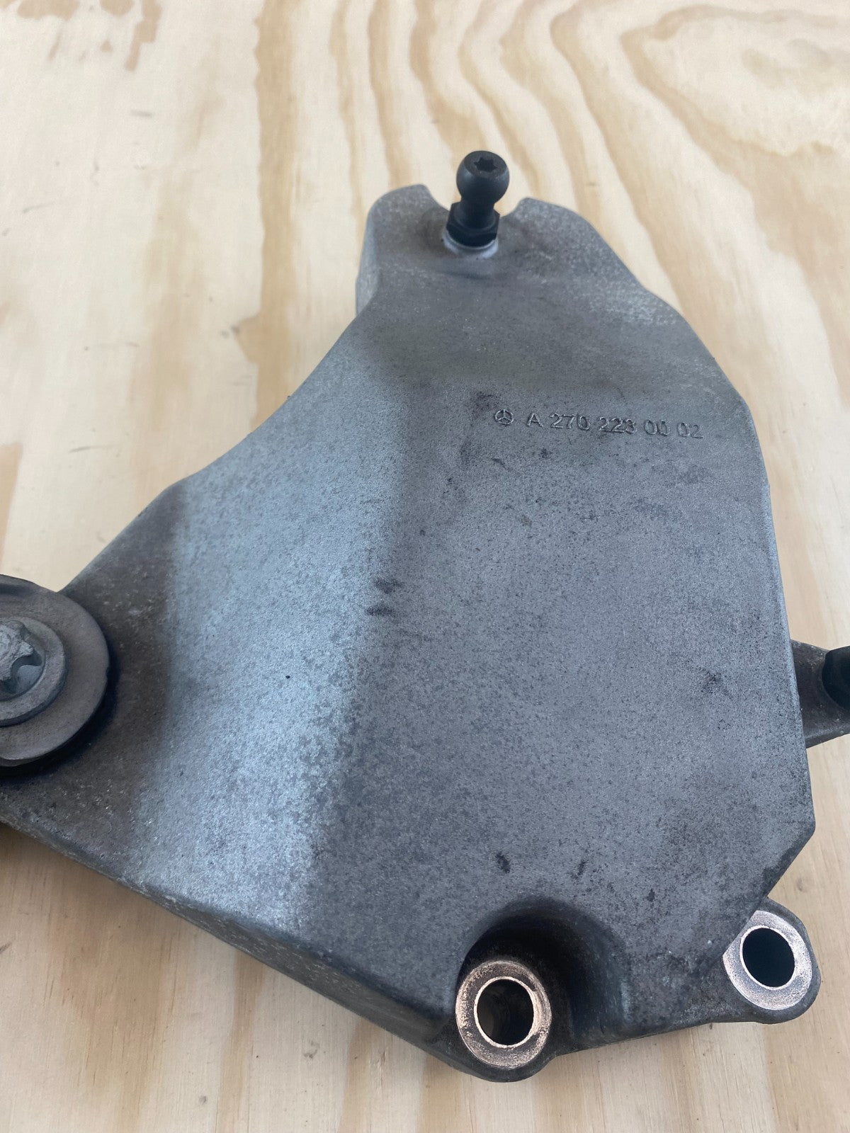 Mercedes-Benz CLA A Class Engine Mount Bracket A2702230002