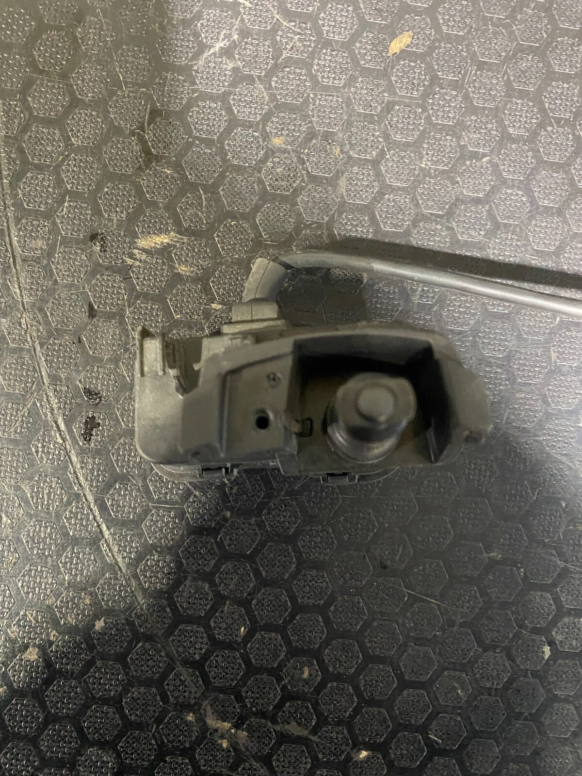 Volkswagen Fuel Tank Cap Locking/Opening Actuator 5C6810773H