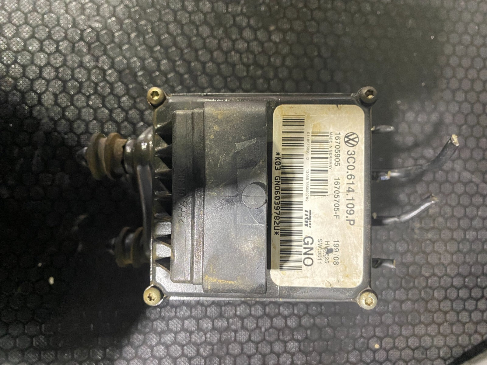 Volkswagen Golf ABS Brake Pump Module 3C0614109P