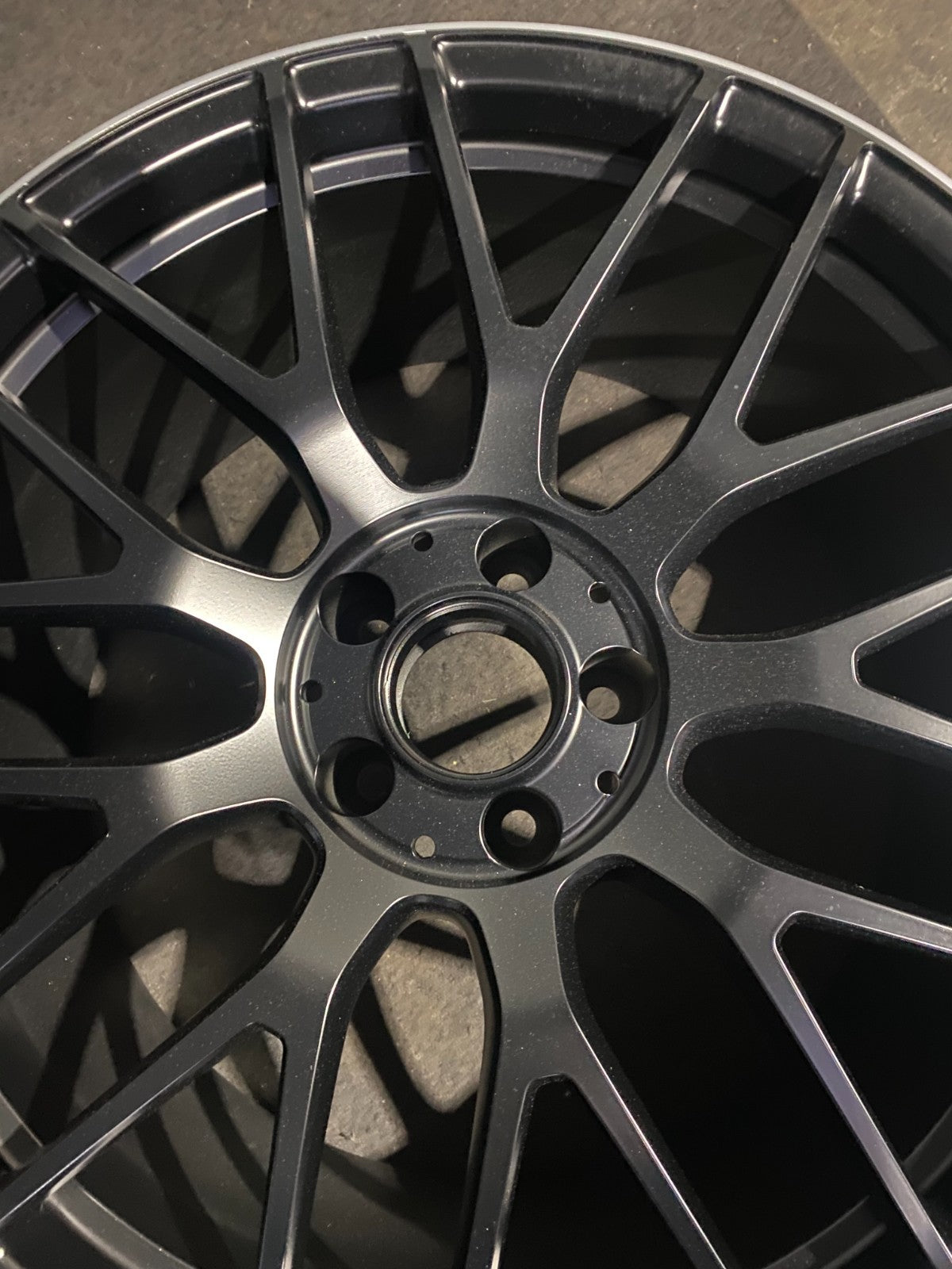 Genuine Mercedes Benz C63s Rim Fully Refurbished 9x19 ET25 Suit All C63s