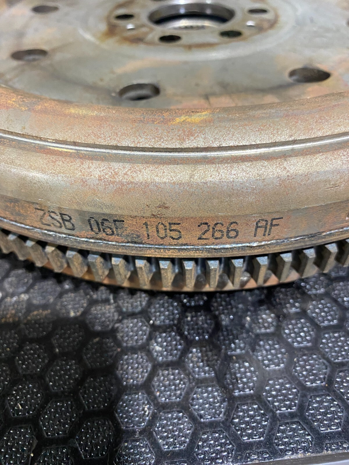 Volkswagen Dual Mass Flywheel 06F105266AF