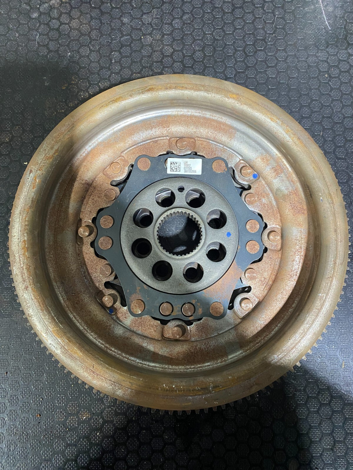 Volkswagen Dual Mass Flywheel 06K105266A