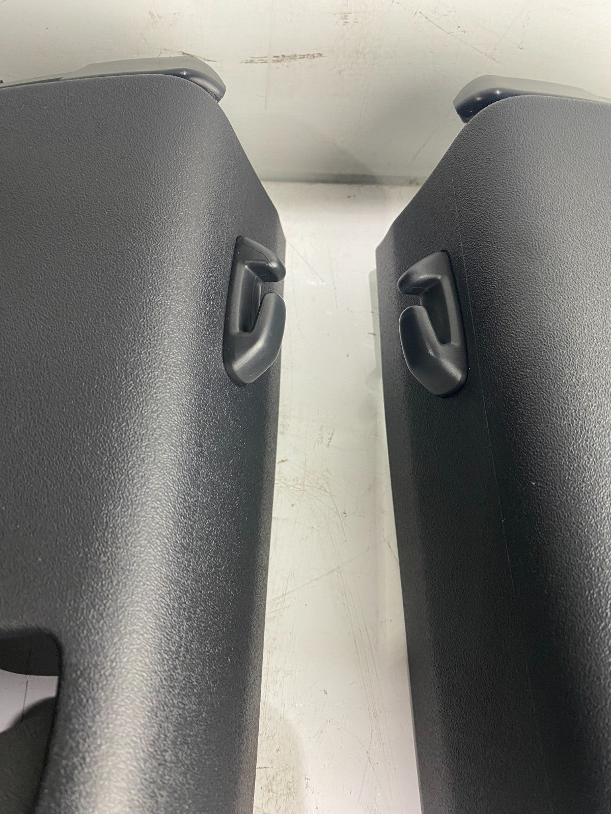 Volkswagen Scirocco 2008-2016 Scirocco B Pillar Set 1K8867243C 1K8867244C