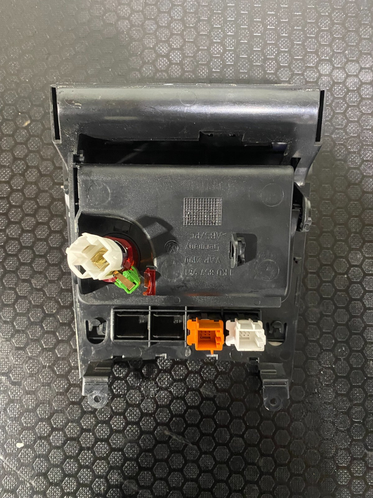 Volkswagen Golf MK5 R32 2003-2009 Interior Ash Tray Cigarette 1K0857961