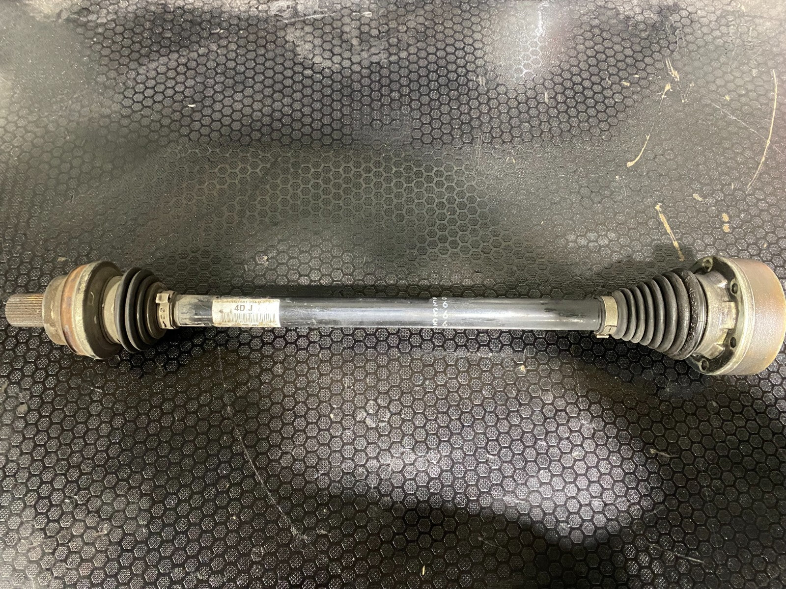 Volkswagen Passat R36 / MK5 R32 / MK6 R Rear Right Driveshaft 1K0501204D