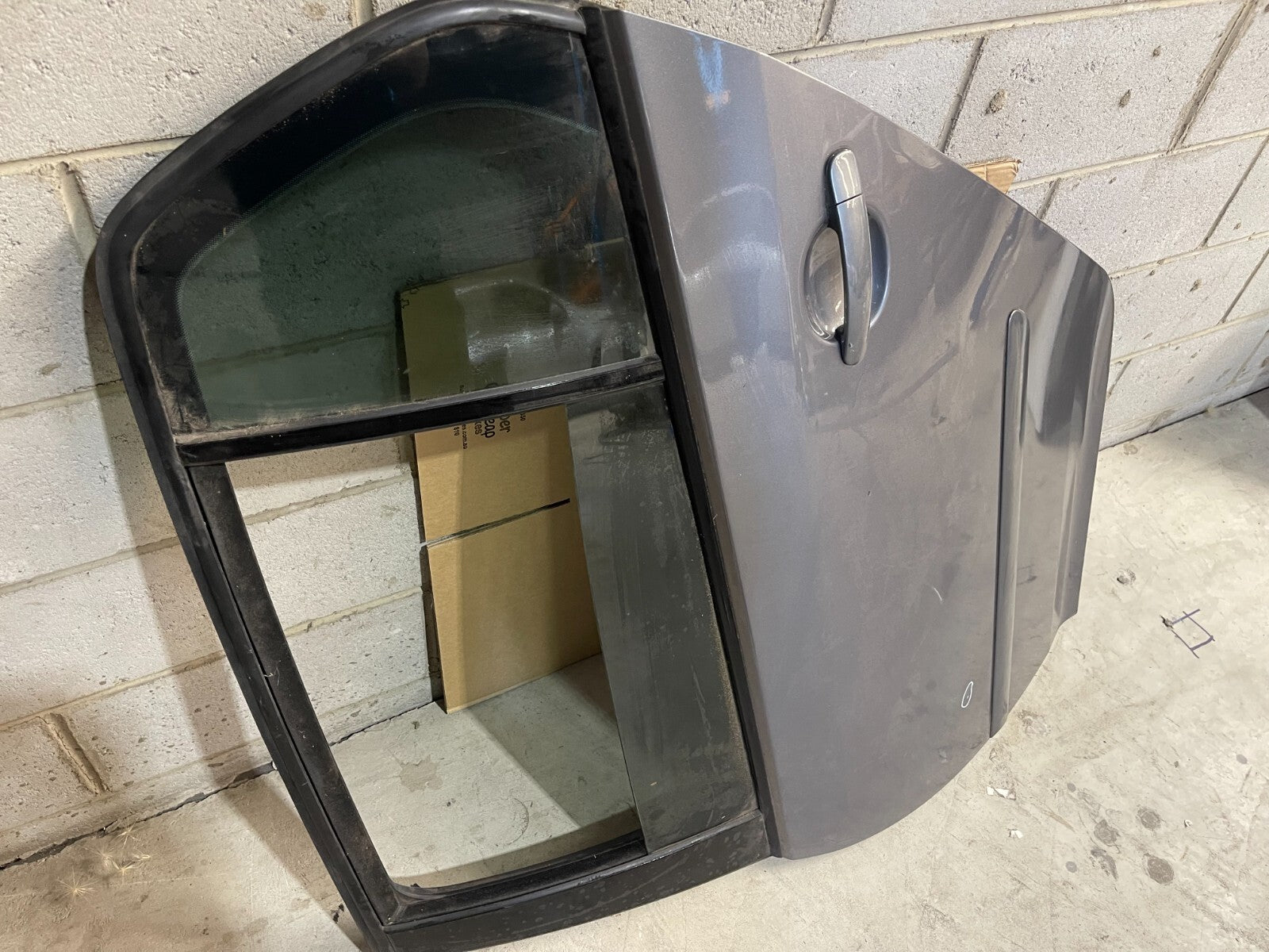 Volkswagen Golf MK5 Rear Left Door In Grey *Freight Available*