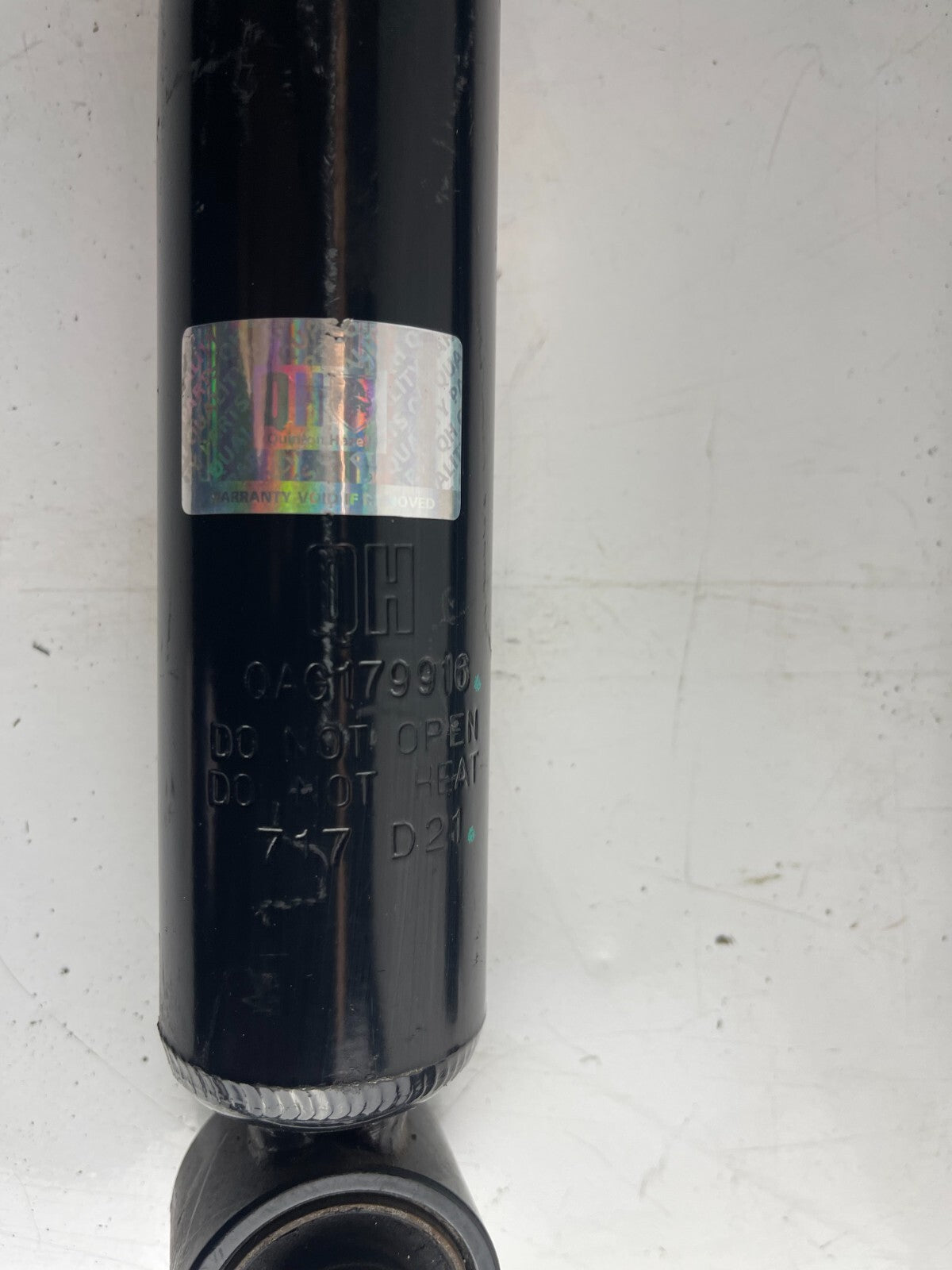 VWAG Rear Shockers Quinton Hazell QAG179916 MK5 / MK6 GTI PAIR