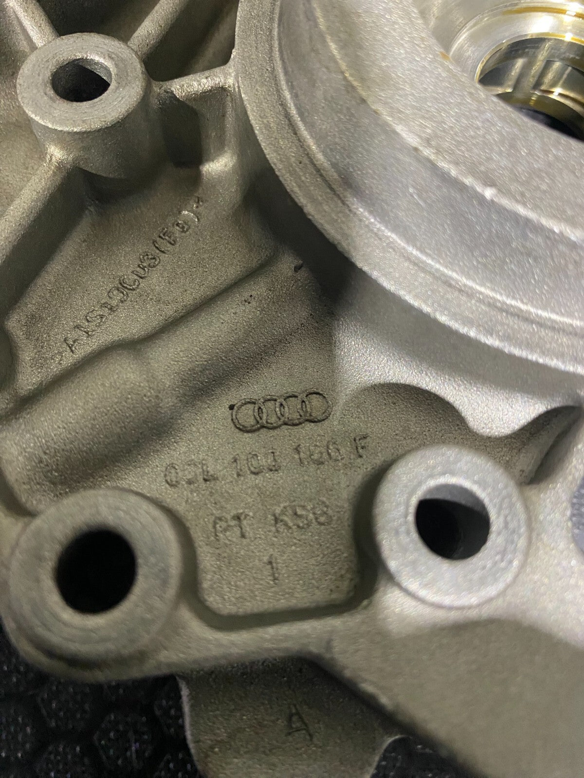 Volkswagen Golf MK7-7.5 GTI / R 2013-2020 Camshaft Bracket 06L103166F