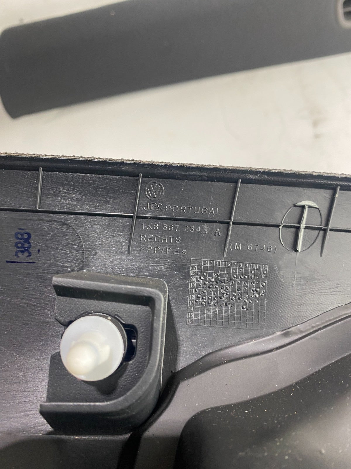 Volkswagen Scirocco 2008-2016 Scirocco A Pillar Set 1K8867234A 1K8867233A